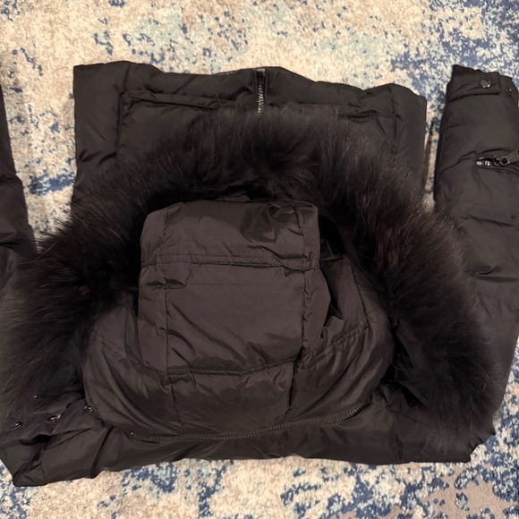 SAM. Detachable Fur Hood Jetset Puffer Jacket - Picture 13 of 14
